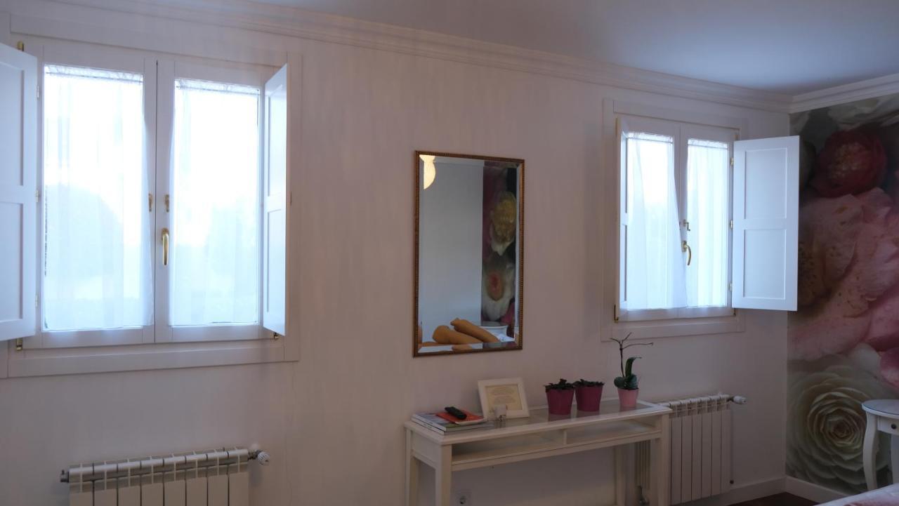 Hotel La Casa De Las Camelias Busto Eksteriør billede